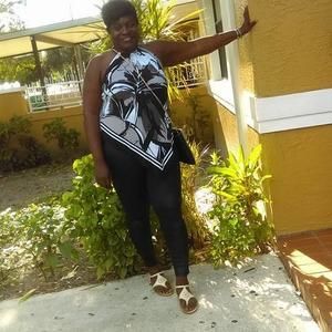 Meet your Posher, Kay